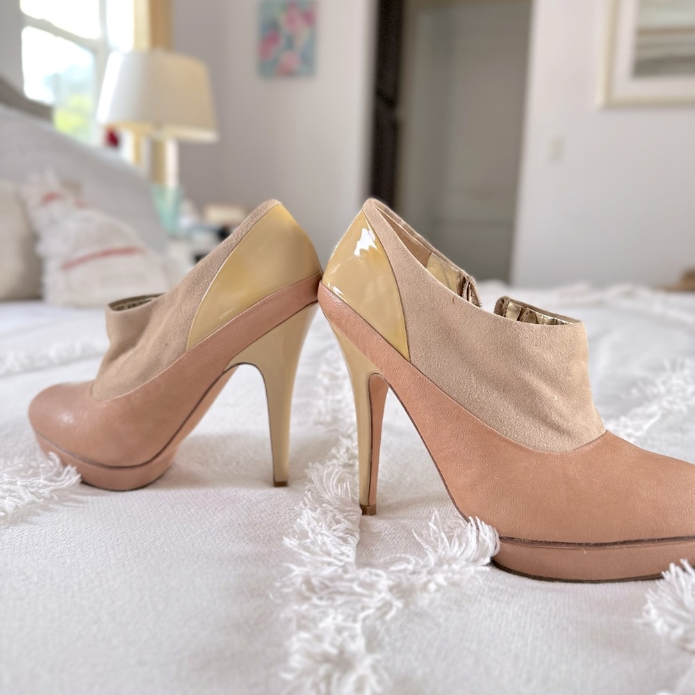 Charles David Booties / Shoes! Like new!